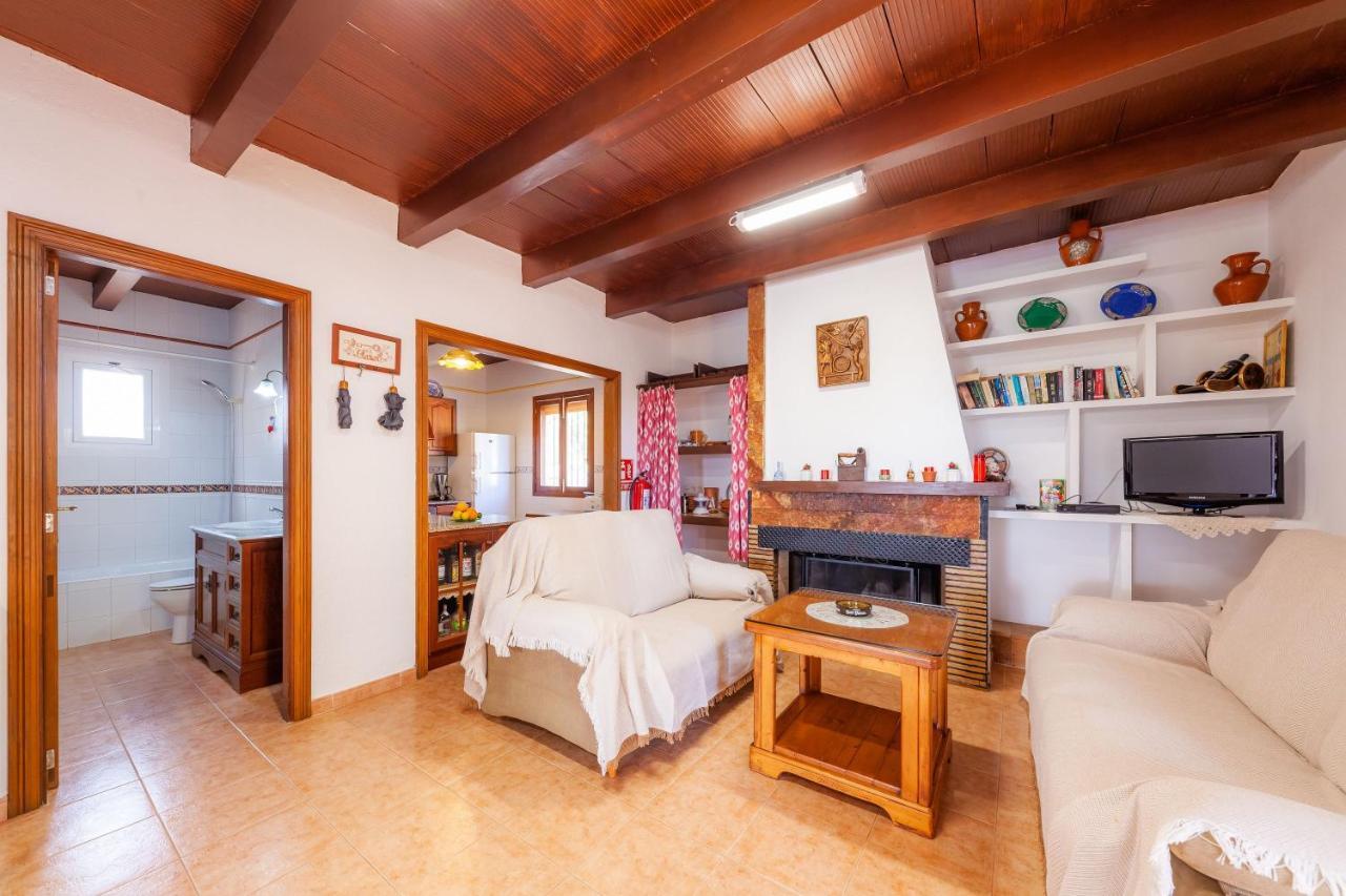Ses Salines Cottage With Private Pool And Barbecue Εξωτερικό φωτογραφία